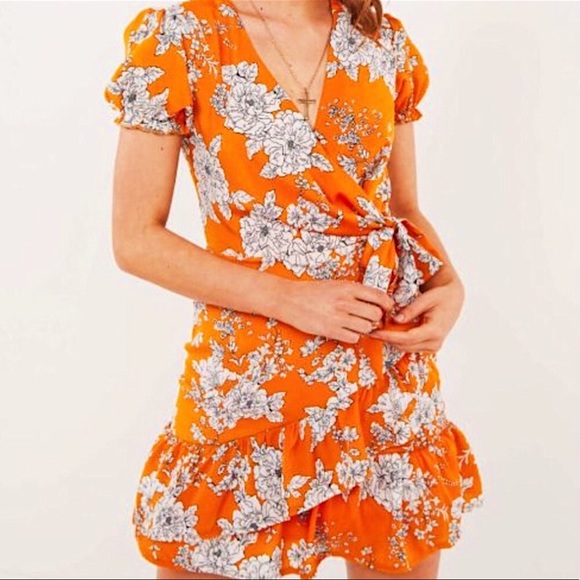 Peppermayo Dresses & Skirts - ✨Last One! NWT Peppermayo Vintage Wrap Dress